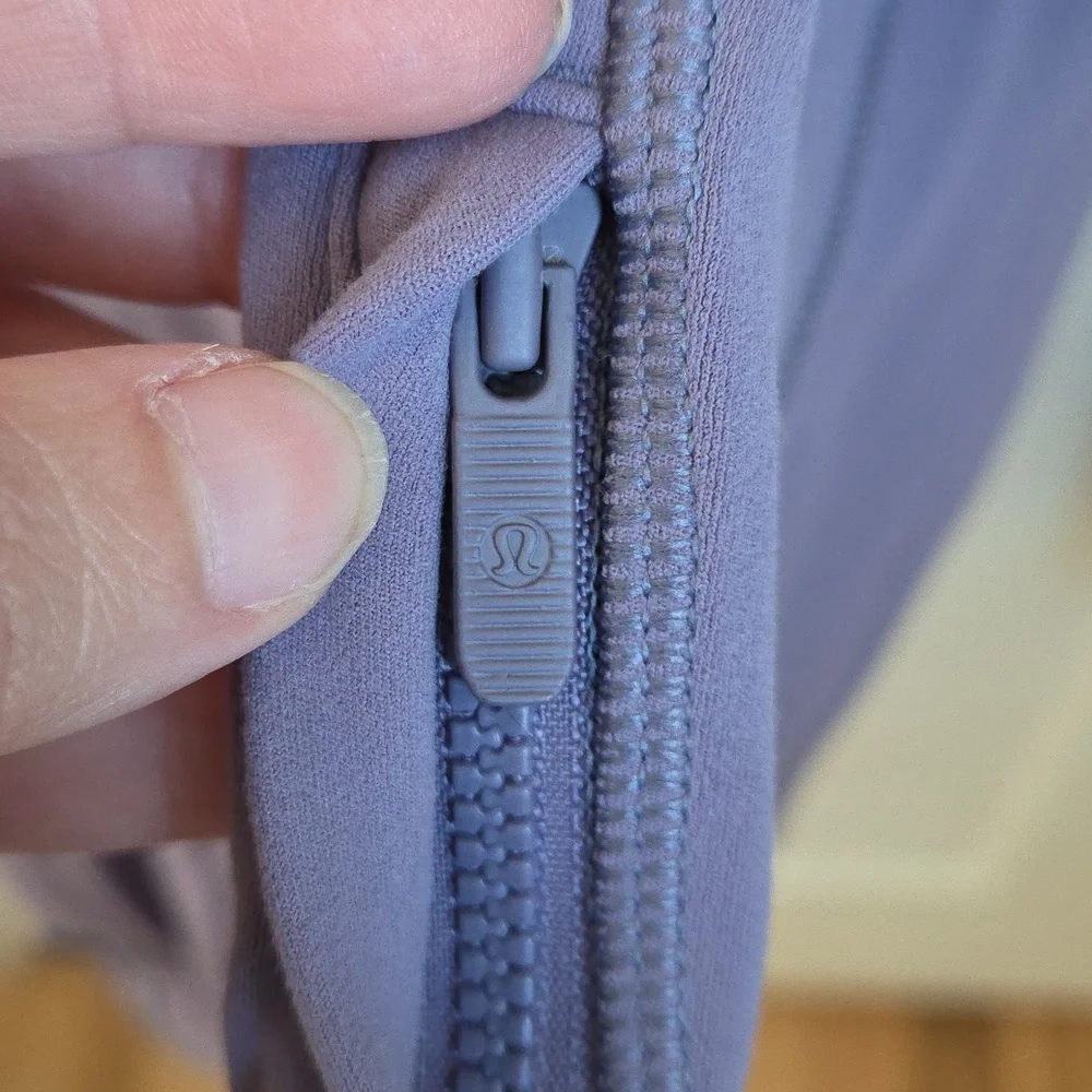 Lululemon Define Jacket Size 8 - Picture 5 of 9
